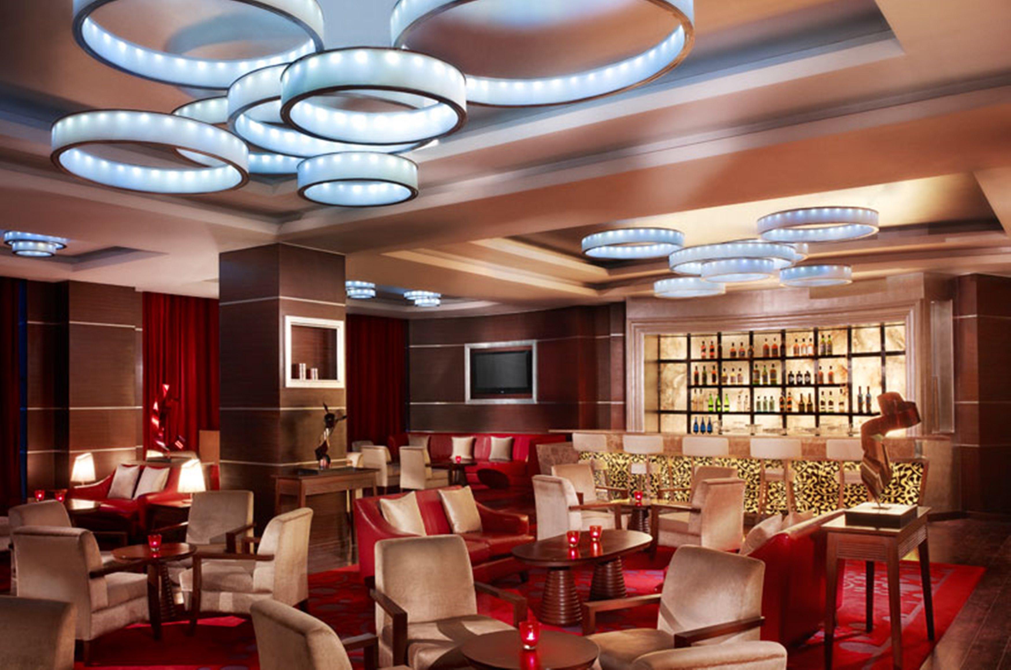 Hyatt Centric Janakpuri New Delhi Hotel Exterior foto The interior of the lounge